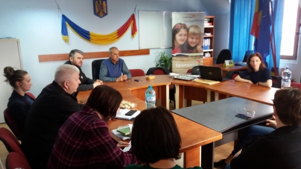 Întâlniri de promovare a structurilor comunitare consultative, organizate de Fundația World Vision România